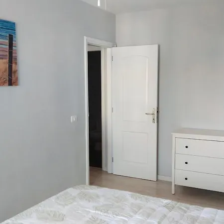 Tranquilo Y Soleado Cerca Del Mar, Con Piscina. Apartman Puertito de Güímar